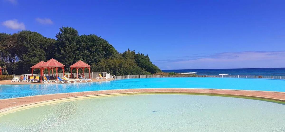 Karibeko : Exceptionnel & Rare : Plage , Piscine, Wifi Prive Saint-Francois  Luaran gambar